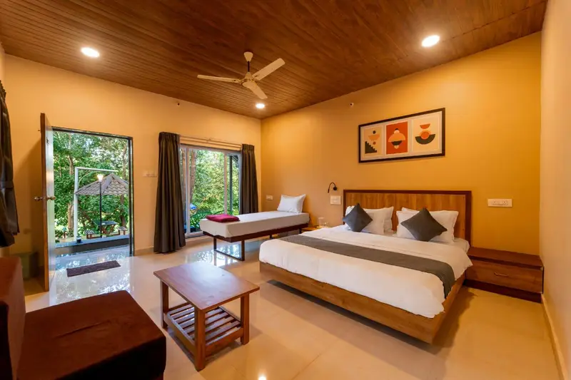 Delux Cottage Stay at Rain Forest Dandeli