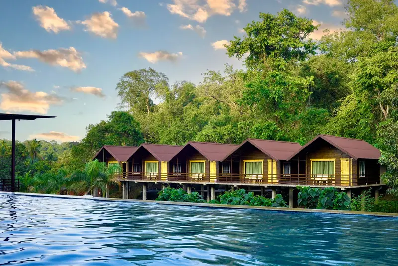Tusker Trail Lake Resort